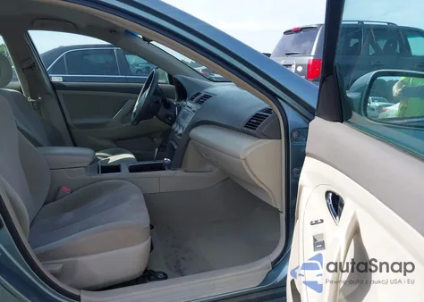 2010 Toyota Camry Le from USA, damaged, VIN 4T1BF3EK9AU534784